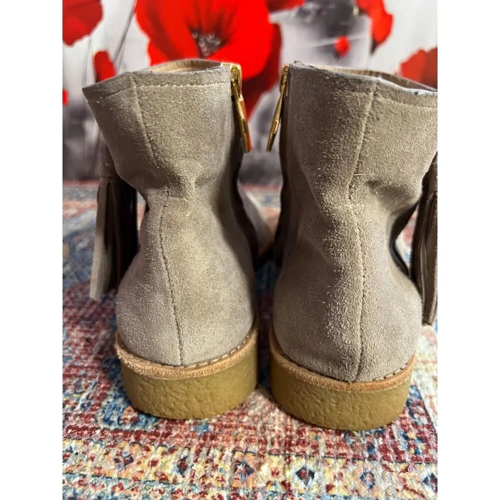 Kate Spade Bellamy ankle boot in EUC. Size 8.